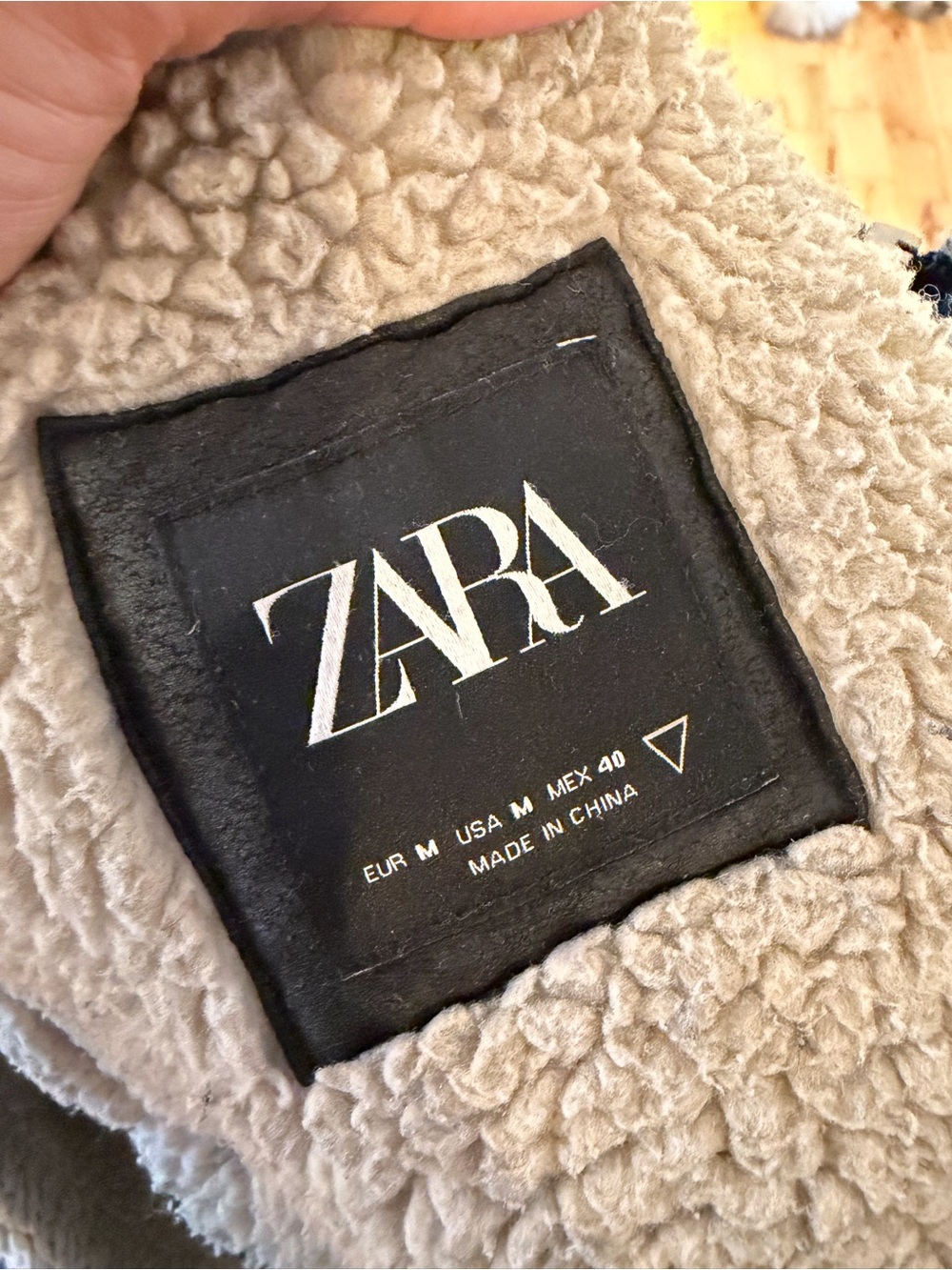 Zara Black Jacket with Cream Shearling Lining - Picture 6 of 6